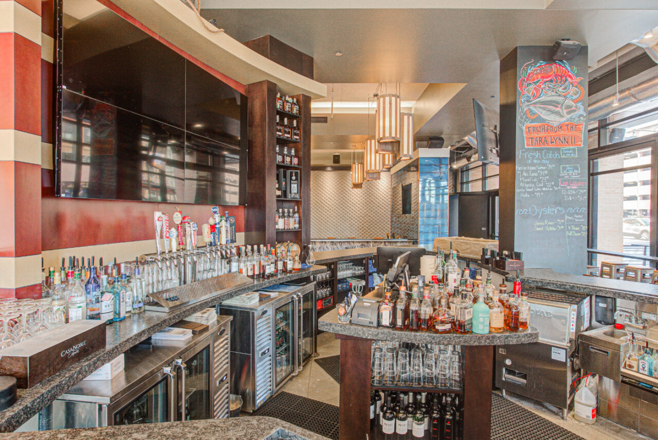 Pier 48 Fish House & Oyster Bar | Alderson Commercial Group
